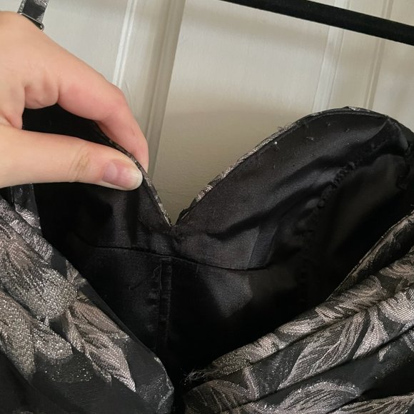 Jovani Black & Silver Floral Print Gown - US 14 - Picture 8 of 14